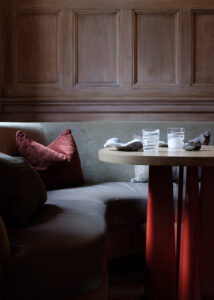 Hélène Darroze at The Connaught private dining table